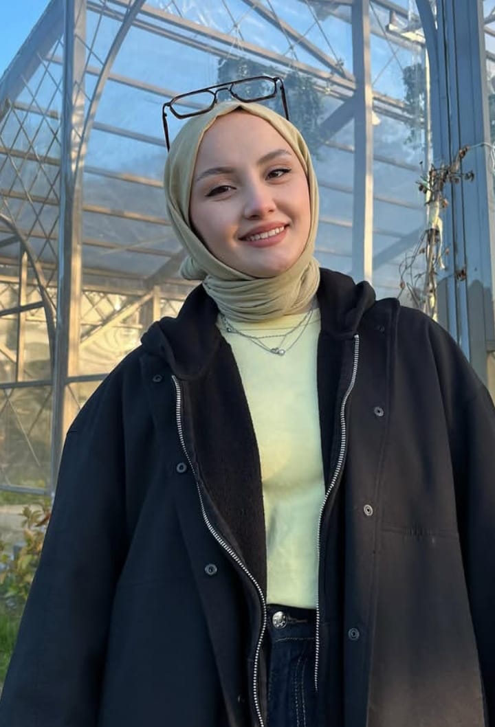 Hazro Bayan Escort İkra